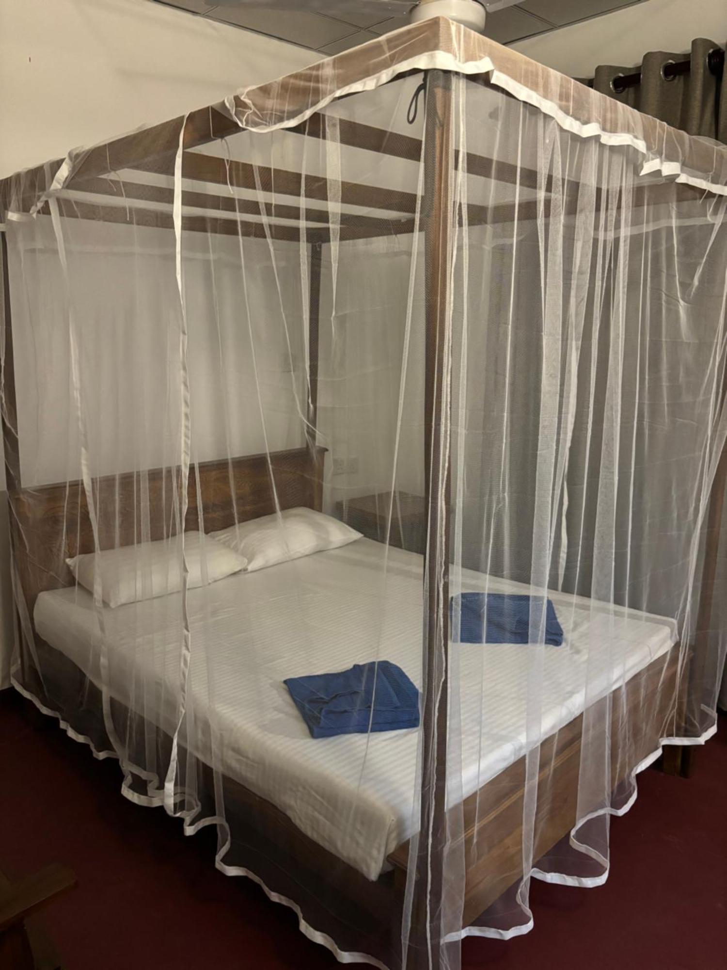 Ima House Bed & Breakfast Dikwella Bagian luar foto