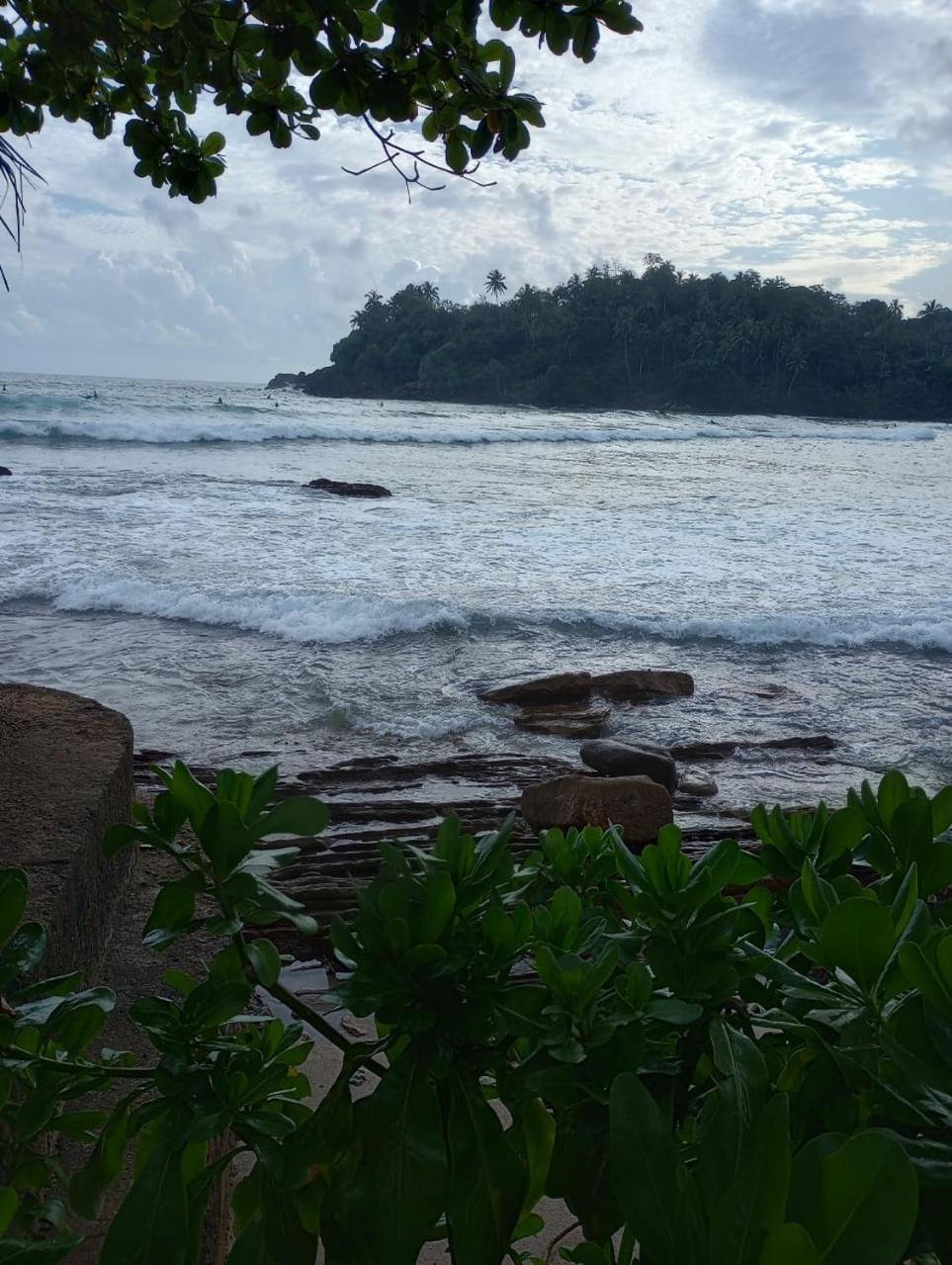 Ima House Bed & Breakfast Dikwella Bagian luar foto