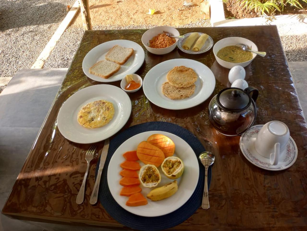 Ima House Bed & Breakfast Dikwella Bagian luar foto
