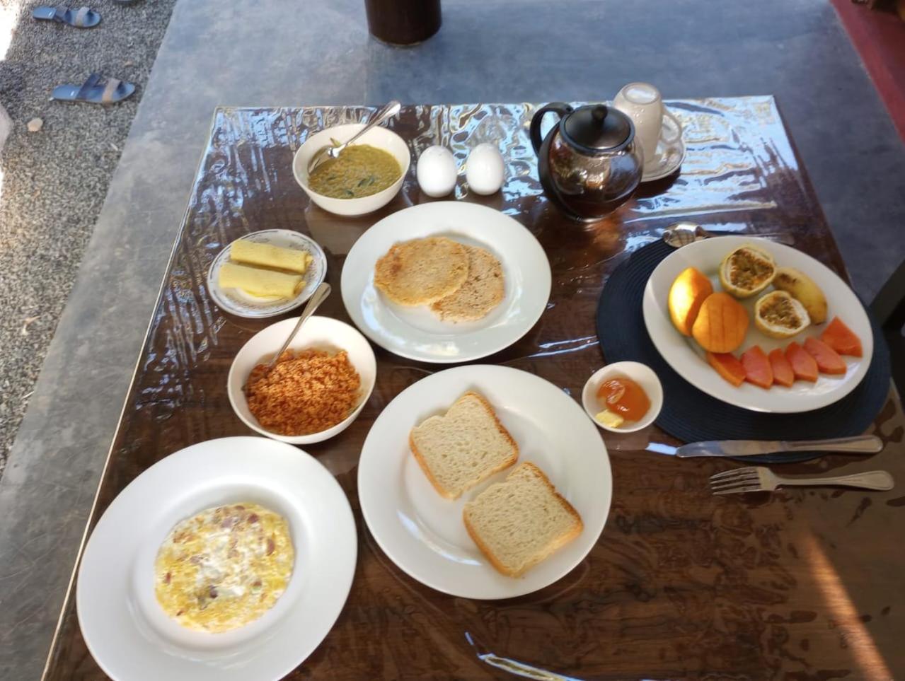 Ima House Bed & Breakfast Dikwella Bagian luar foto